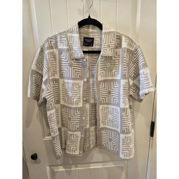 Abercrombie Crochet Knit Shirt Gray Cream Geo Button Up Coastal Size S Quiet Lux - Picture 3 of 7
